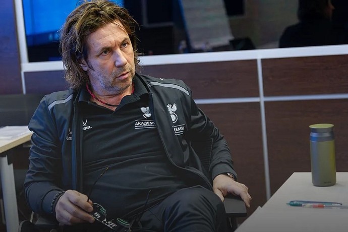 Мостовой: "Игроки "Фламенго" пробили Сафонову так, что даже беременная отобьёт" Мостовой: "Игроки "Фламенго" пробили Сафонову так, что даже беременная отобьёт"