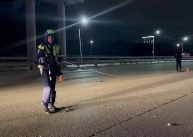 На проспекте Салавата Юлаева насмерть сбили пешехода На проспекте Салавата Юлаева насмерть сбили пешехода