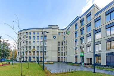 В девяти округах Москвы с 2012 года возвели 20 детско-взрослых поликлиник