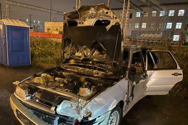 В Москве водитель сбил пешехода и поджег машину, чтобы замести следы