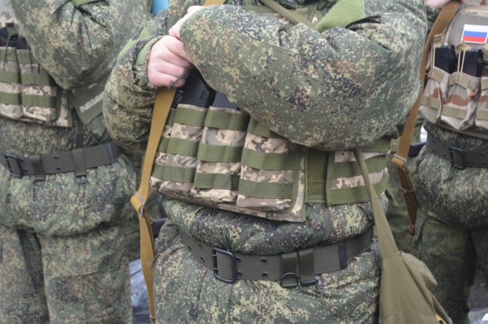 Военных снова вызвали на подмогу из-за появившихся на кладбище в Костроме паразитов