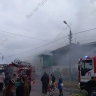 Возгорание на Штыковой: в Туле горит шиномонтажка с автомобилями внутри