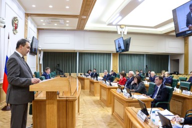 Сенаторов просят информировать муниципалитеты о федпроекте модернизации ЖКХ