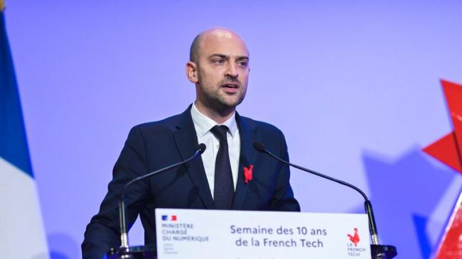 Глава МИД Франции намерен 9 мая посетить Киев