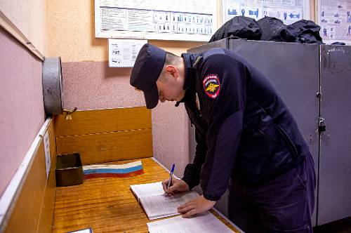 Амурчанин украл деньги с банковской карты своей бывшей