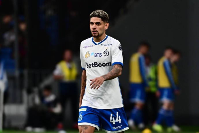 Бразильский клуб хочет подписать защитника московского «Динамо» Бразильский клуб хочет подписать защитника московского «Динамо»