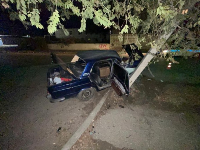 Жесткое столкновение авто со столбом рассмотрит астраханский суд 