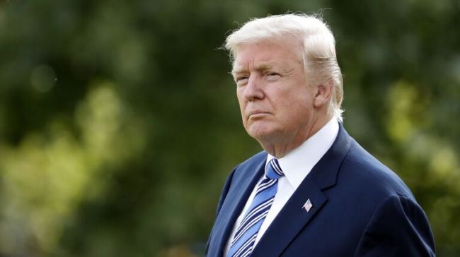 Трамп пригрозил Ирану новыми авиаударами