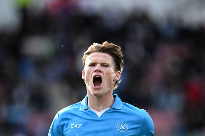 «Наполи» разобрался с «Карабахом» в матче Лиги чемпионов «Наполи» разобрался с «Карабахом» в матче Лиги чемпионов