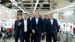 Россия  производит сотни тысяч дронов на оптоволокне ежемесячно