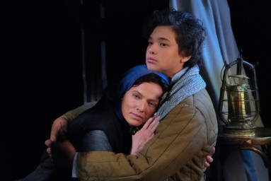 Война глазами ребенка: Московский Губернский театр представит премьеру музыкального спектакля «Ты у меня одна»