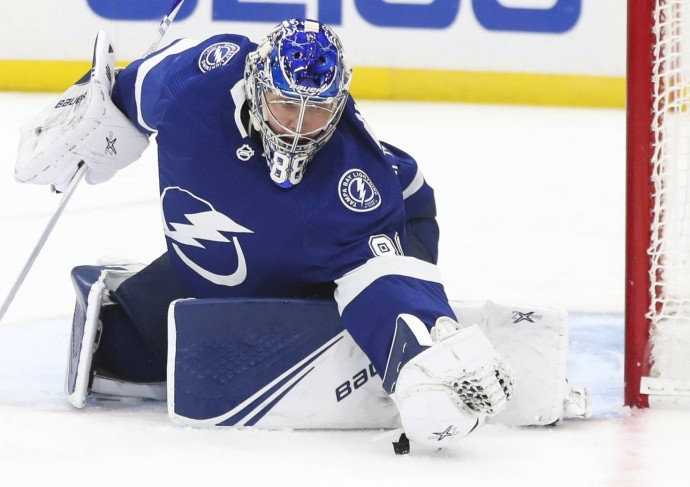 В топ-5 лучших вратарей в NHL 26 вошли четыре россиянина