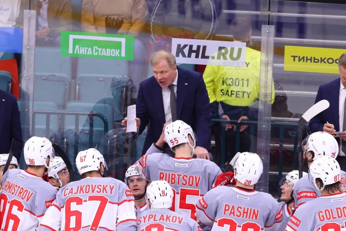 Жамнову не всё нравится в игре «Спартака» Жамнову не всё нравится в игре «Спартака»