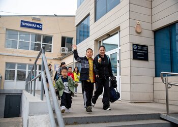 За месяц двустороннего безвизового режима границу между Благовещенском и Хэйхэ пересекли почти 38 тысяч человек За месяц двустороннего безвизового режима границу между Благовещенском и Хэйхэ пересекли почти 38 тысяч человек