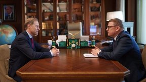 Денис Мантуров встретился с губернатором Челябинской области Алексеем Текслером