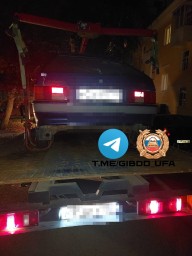 В Уфе за рулем машины остановили 17-летнюю девушку без прав