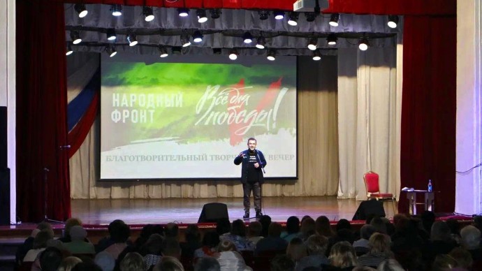 В Суворове прошёл творческий вечер юмориста Александра Морозова