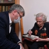 Глава Бурятии 8 марта навестил 97-летнюю участницу трудового фронта