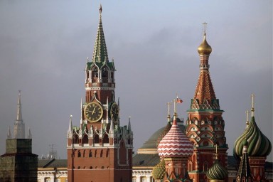 Путин объявил перемирие на период празднования 80-летия Победы