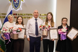 В Нижегородской области юным героям вручены благодарности Председателя СК России В Нижегородской области юным героям вручены благодарности Председателя СК России