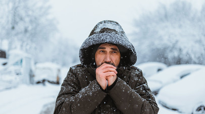 Россиян предупредили, чем холод опасен для сердца