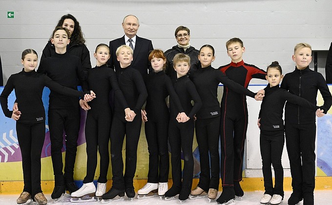 Посещение физкультурно-оздоровительного комплекса «Орбита» Посещение физкультурно-оздоровительного комплекса «Орбита»