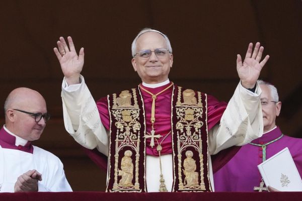 Папа римский Лев XIV подтвердил готовность к переговорам Москвы и Киева в Ватикане