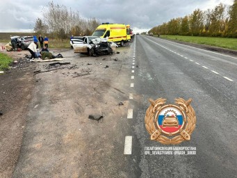 В Башкирии столкнулись Lada и Hyundai