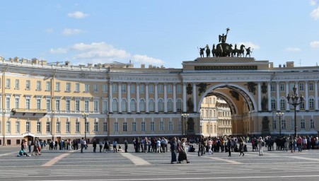 Спрос на Россию у самостоятельных туристов из-за рубежа вырос на 35-40%