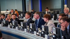 Александр Новак провёл совещание по текущей ситуации в экономике