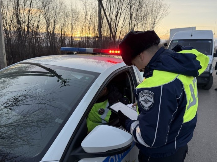 В Магнитогорске сотрудники ГАИ усилили контроль на дорогах В Магнитогорске сотрудники ГАИ усилили контроль на дорогах