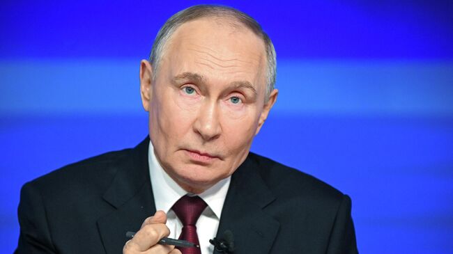 Путин призвал страны ЕАЭС внимательно посмотреть на работу в рамках союза