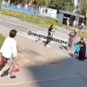 Ребенок едва не погиб под машиной. Его семью подозревают в нечестном бизнесе