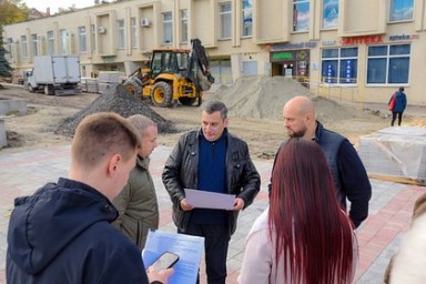 Хинштейн раскритиковал памятник Куряночке