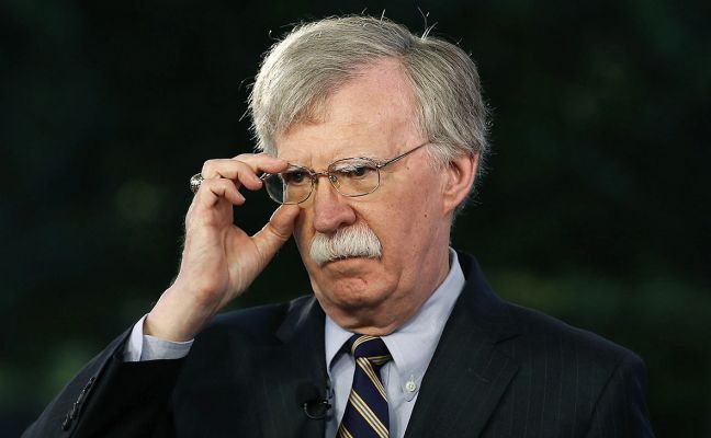 Не Украина, так Ближний Восток: Трампа волнует только Нобелевская премия — Болтон