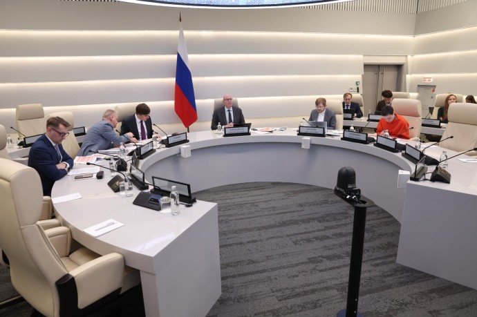 Чернышенко: «Губернаторы должны взять на особый контроль стройку и капремонт объектов образования» Чернышенко: «Губернаторы должны взять на особый контроль стройку и капремонт объектов образования»