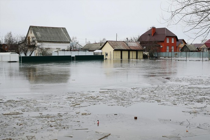 Из-за паводка 12 районов Новосибирской области могут уйти под воду