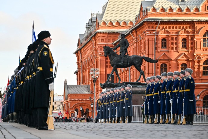 Сергей Собянин поздравил с годовщиной контрнаступления в битве под Москвой