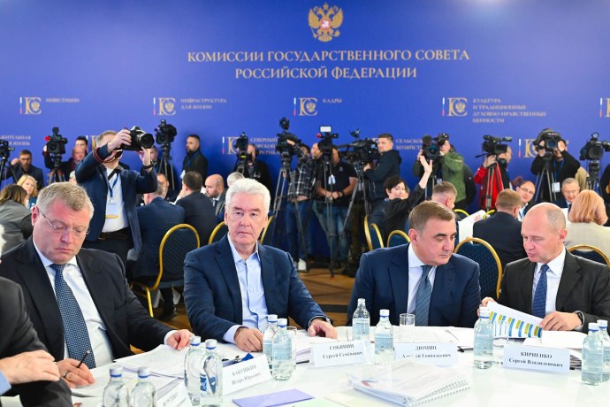 Собянин принял участие в заседании комиссии Госсовета по вопросам поддержки ветеранов СВО