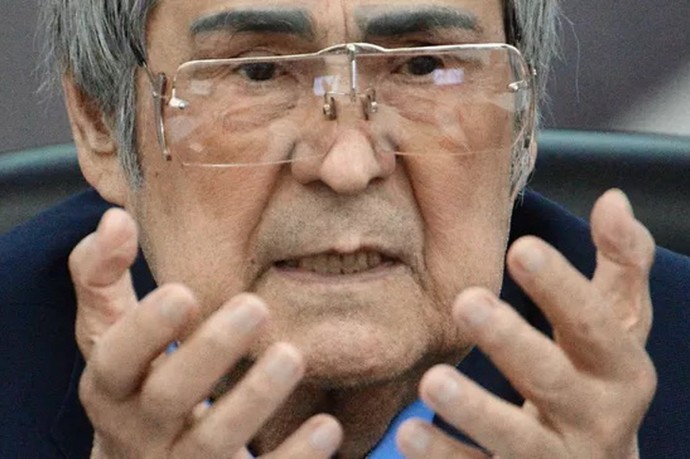 Почему Ельцин боялся Тулеева? Как глава Кузбасса выжил после «смертного приговора»?