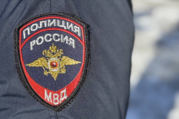 ​В Закамске обнаружили тело девушки, повисшее на заборе