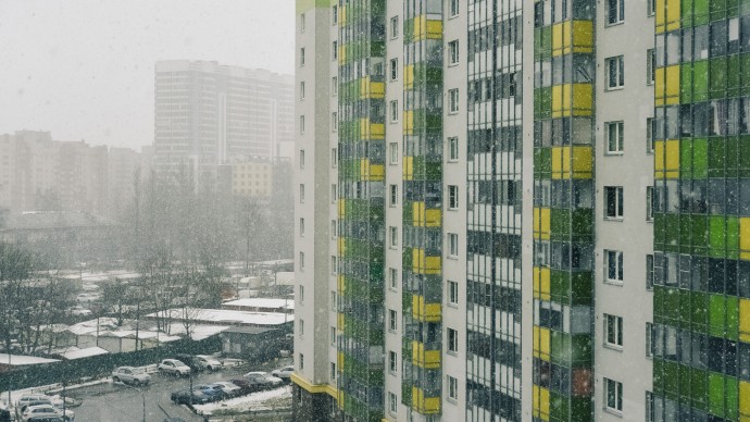 МЧС предупредило петербуржцев о мокром снеге 24 ноября