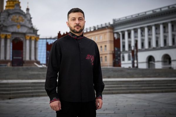Владимир Зеленский облачился в «погребальную сорочку»