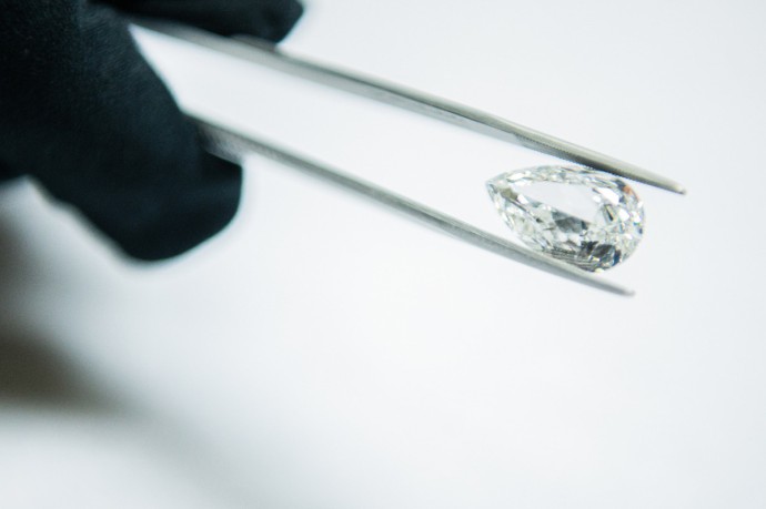 Неожиданно стало известно, на сколько лет миру хватит алмазов