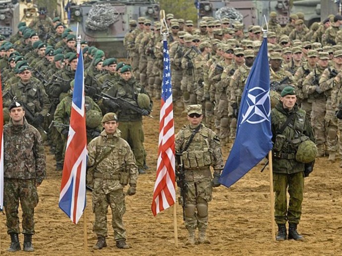 Прямое столкновение России и НАТО маловероятно — эксперт Михайлов