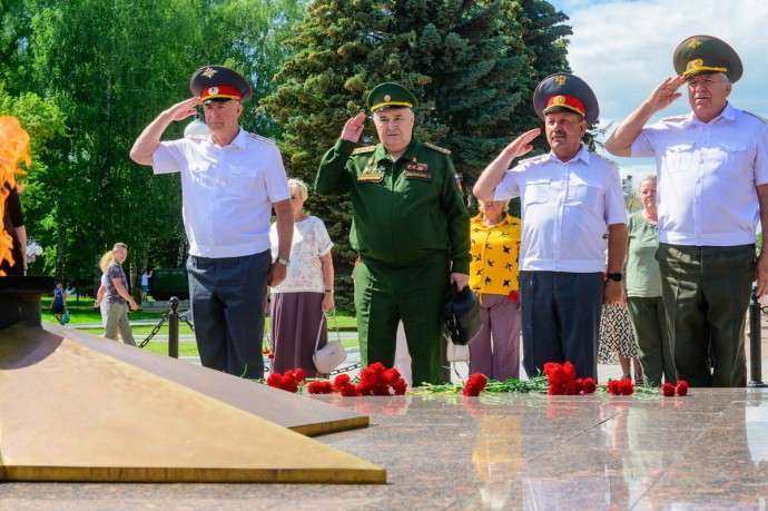 В Марий Эл прибыли ветераны из Санкт-Петербурга