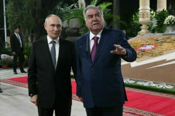 Путин сообщил, что обсудил с Рахмоном наиболее чувствительные темы