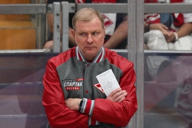 Жамнов хотел уйти из "Спартака", но его отставку не приняли