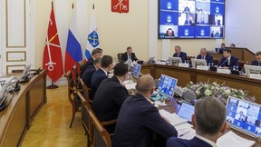 Виталий Савельев провёл заседание координационного совета по развитию транспортной системы Санкт-Петербурга и Ленинградской области