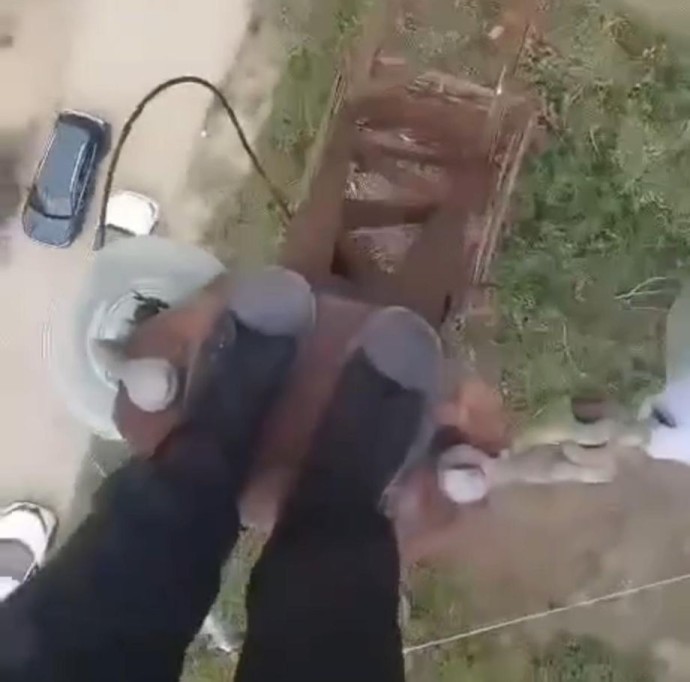 В Приморье «человека-паука» на опорах ЛЭП отправили на принудительное лечение В Приморье «человека-паука» на опорах ЛЭП отправили на принудительное лечение